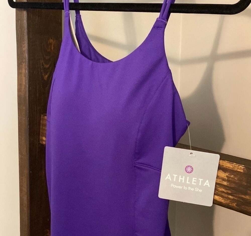 Athleta Wild Card Built-In Bra Tank Top in Purple Size 34C